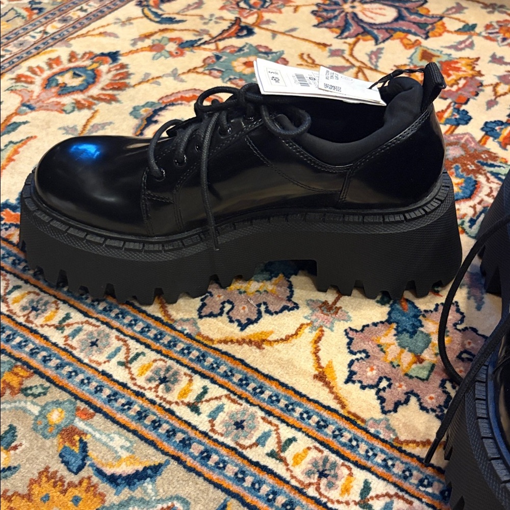 Log sole Derby shoes - Picture 2 of 7
